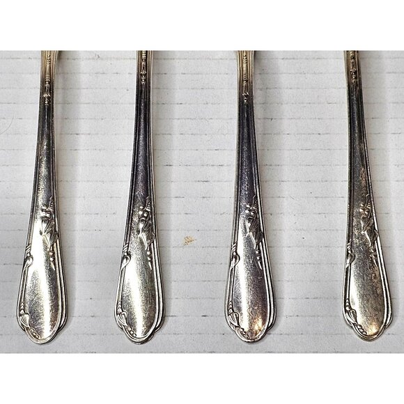 Wm. A. Rogers A1 Plus Oneida Ltd. Vintage Silverware Set - Picture 3 of 13